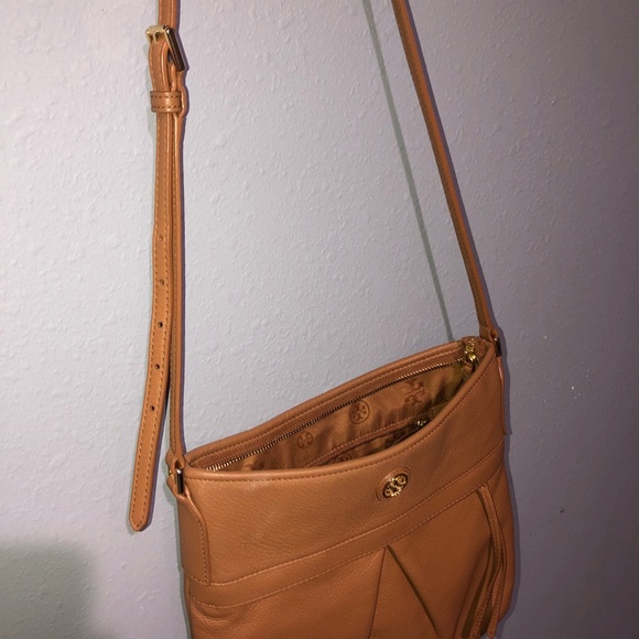 Tory Burch crossbody - Picture 2 of 8